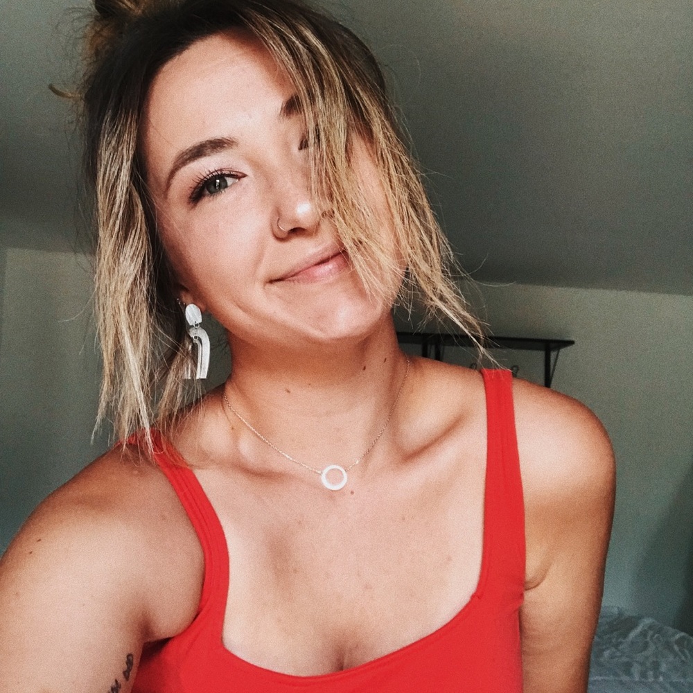 Meet your Posher, Kara